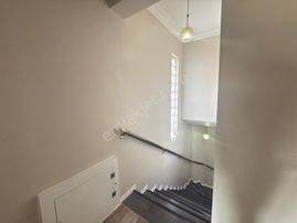 B.m Real Estate Satılık Bahçelı 3+1 Vılla