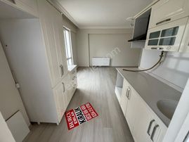 Üniversite Yolu Üzerinde 2+1 Kiralık Daire***burcu Emlaktan