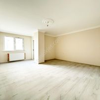 Çekmeköy Yapı Gayrimenkul'den Soğukpınar Mah. 2+1 Yüksek Giriş !