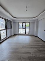 Valleyden Hatipte 2+1 Bahçe Katı Daire!