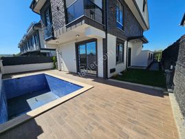 Sakarya Kocaalide 4+1 Müstakil Havuzlu, Ebeveyn Banyolu Villa