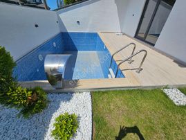 5+1 Müstakil Parsel , Havuzlu , Deniz Manzaralı ,ayrı Mutfaklı Lüks Villa