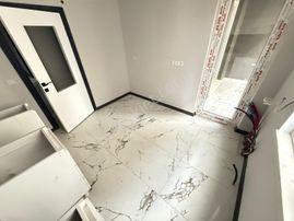 Şentürk Gayrimenkul'den Muradiye Çevresi 3+1satılık Fırsat Daire