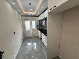 Bilgen Vatan'dan Nuri Pamir Cadde Yakını Metro Yürüme Mesafesi Megalüks Yapılı 3+1 Satılık