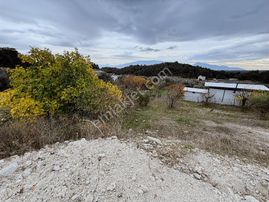 Bornova Yakaköyde Satılık Geniş Harika Konumlu Arsa