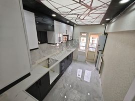 İncirli'de 3+1 120m2 Full Yapılı Katta İskanlı Fırsat !!