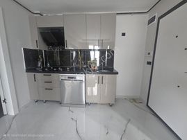 Shell Benzinlik Altı Full Eşyalı Lüks 1+1 Deniz Manzaralı Daire