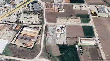 Güvenay - Çorum Ankara Yolu Greyder Fabrika Arkası 5 Dönüm Sanayi Arsası