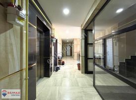 Remax Central'dan Avm Ve Adliye Yanında Lüx 4+1 Kiralık Daire