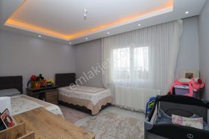 Topçu Mah Sinde Satılık 3+1 Ara Katta Daire