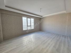 Lahaddin Eyyübi Mahallesi'nde İşyapar Gayrimenkul'den Satılık 3+1 160m2 Lüks Daire