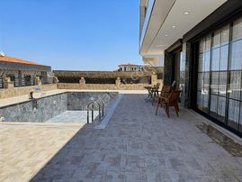 Şehrin Merkezinde Akıllı Sistem Satılık Villa.!