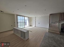 Kuşadası Panoramik Deniz Manzaralı Daire