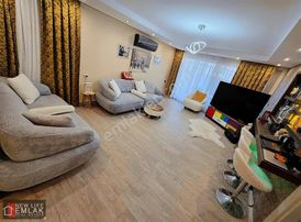 Kuşadası Merkezde 3+1 Bahçeli Satılık Daire