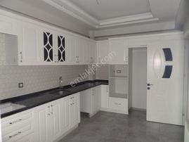 Bahçeşehir'de 11.kat,3+1,kapalı Mut.doğalgazlı Satılık Daire