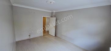 Acil Acil Satılık Site İçi 14 Cadde Dibi 3+1 Yapılı Daire