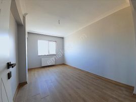 Acil Menderes Mah. Ara 1katta Ön Cephe Full Yapılı Ebeveyn Ban.