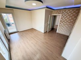 Akçay Utku Emlaktan Altınkumda Öncephe Ebeveyn Banyolu 2+1 Daire