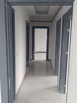 İnegöl Cerrah Ta Asansörlü 2+1 Satılık Köşe Daire