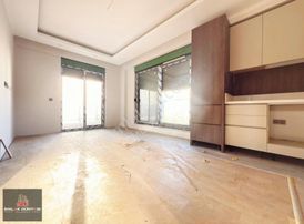 Kızıltoprak Mah.katta Panjur Vestiyer Ekstralı 1+1 Sıfır Daire