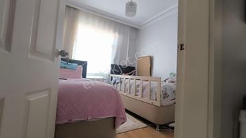 Yılmaz Gayrimenkulden Asansörlü Cadde Üzeri Ful Yapılı Kacırılmayacak 3+1 Fırsat Dairesi