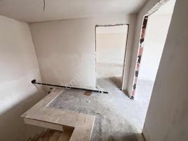 Kayapa'da Cadde Üzeri Geniş 2+1 Giyinme Odalı Dubleks