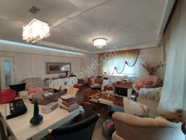 Coldwell Banker Safir'den Neva Evleri'nde 4,5+1 Kiralık Daire