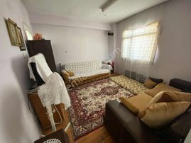 Salihli Taytan Mahallesi Satılık 435 M2 Müstakil Ev Ve Arsası