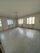 Güneş Mh Ana Cadde Üzerinde Taksi Durağı Civari 3+1 Kiralik