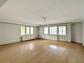 Çift Balkonlu Devlet Hastanesine Yakın 2+1 İskanlı Yüksek Giriş