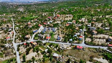 Konal | Eşmecik Ekici Caddesinde Tek Tapu Bağ 680