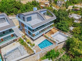 Müstakil Havuzlu Ultra Lüks Villa Full Eşyalı Hazır Yaşam