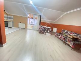 Pegaas'tan Üniversite Mah. Metrobüse 1 Dk 2+1 Teras Kat Daire**