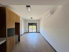 Çeşme Boyalık'ta Aşkan Rezidans'ta Satılık 1+1 Daire