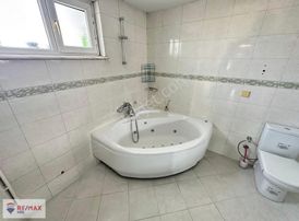 Remax Mid'den Tolun Apartmanı'nda 3+1 Kiralık Daire