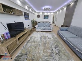 Karşıyaka Şemikler'de Geniş Ve Lüks Satılık 3+1 Daire