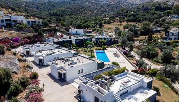 Bodrum Yalıkavak Marina'ya 3 Dk Konumda Satılık Villa