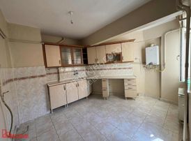 Hedef Emlaktan Ulu Cami Civarı Kiralık 3+1 Ara Kat Bakımlı Daire