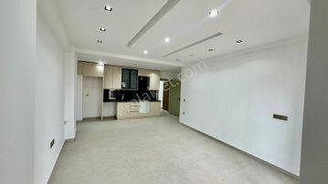 Davutlar Merkezde Satılık Ön Cephe Sıfır Daire