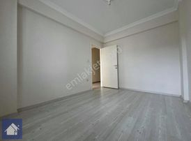 *yiğit Emlak Armutlu'dan*denize 200 Metre Uzaklıkta*arakat*2+1