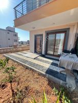 ❗️genç Bina Müstakil Bahçeli Ön Cephe ❗️