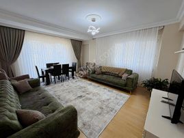 Gebze Mutlukent Dibi Asansörlü 110 M2 Satılık 2+1 Arakat Daire