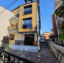 Burhaniye Merkezde Mükemmel Konumda Yüksek Giriş 1+1