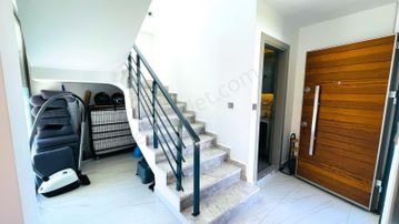 Yabancıdan ! Daire Fiyatına Eşyalı Villa !