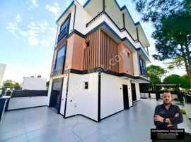 Didim'de Satılık 4+1 Tam Müstakil Havuzlu Bahçeli Otoparklı Bağımsız Villa !