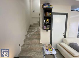 Cb Odak Denize Ve Sahile Yürüme Mesafesinde 2+1 Bahçeli Dubleks