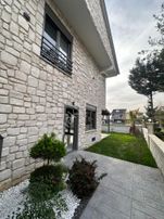 Üstüner Gayrimenkul'den 4+1 Satılık Triblex Villa