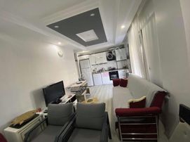 Gizem'li Emlaktan Karaburun Mah.de Satılık Geniş 1+1 Daire