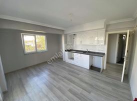 Gizem'li Emlaktan Satılık Havuzlu 1+1 Daire