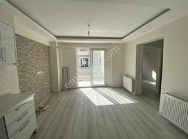 Gizem'li Emlaktan Satılık Müstakil Tadında 1+1 Daire